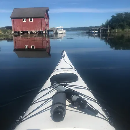 Saga, Unikt Badehotell Med 5 Rom, Sauna Og Badebrygge - Inderoy Hotel