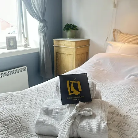 Saga, Unikt Badehotell Med 5 Rom, Sauna Og Badebrygge - Inderoy Hotel Straumen (Nord-Trondelag)