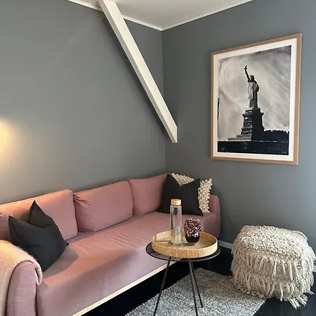 Hotel Saga, Unikt Badehotell Med 5 Rom, Sauna Og Badebrygge - Inderoy Straumen (Nord-Trondelag)