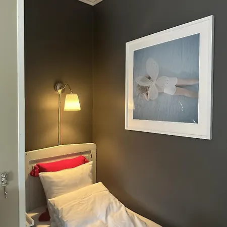 Hotel Saga, Unikt Badehotell Med 5 Rom, Sauna Og Badebrygge - Inderoy Straumen (Nord-Trondelag)