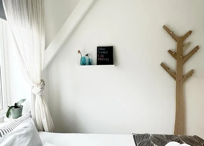 Saga, Unikt Badehotell Med 5 Rom, Sauna Og Badebrygge - Inderoy Straumen (Nord-Trondelag)
