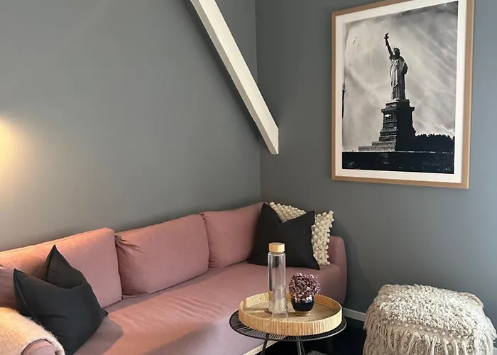 Отель Saga, Unikt Badehotell Med 5 Rom, Sauna Og Badebrygge - Inderoy Straumen (Nord-Trondelag)