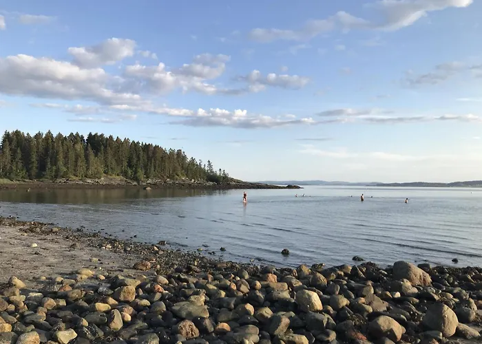 Saga, Unikt Badehotell Med 5 Rom, Sauna Og Badebrygge - Inderoy Отель Straumen (Nord-Trondelag)