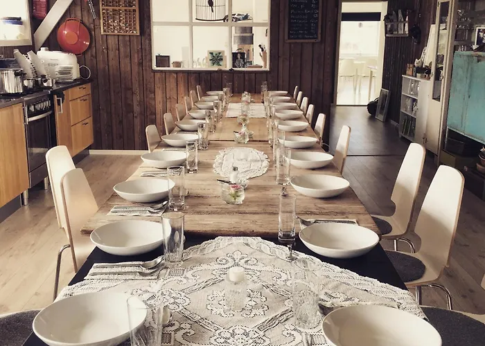 Saga, Unikt Badehotell Med 5 Rom, Sauna Og Badebrygge - Inderøy