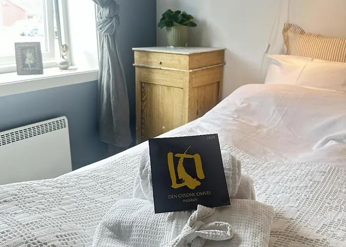 Saga, Unikt Badehotell Med 5 Rom, Sauna Og Badebrygge - Inderøy Hotel Straumen (Nord-Trondelag)